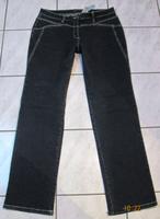 Neuwertig!!! Dunkelblaue bpc BonBrix Jeans in Gr. 44 Nordrhein-Westfalen - Kreuztal Vorschau
