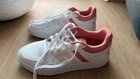 Adidas Sneaker, Damen Sneaker, weiß-rosa, Gr. 39 1/3 Thüringen - Erfurt Vorschau