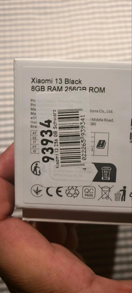 Xiaomi 13 8/256 GB schwarz in Dresden