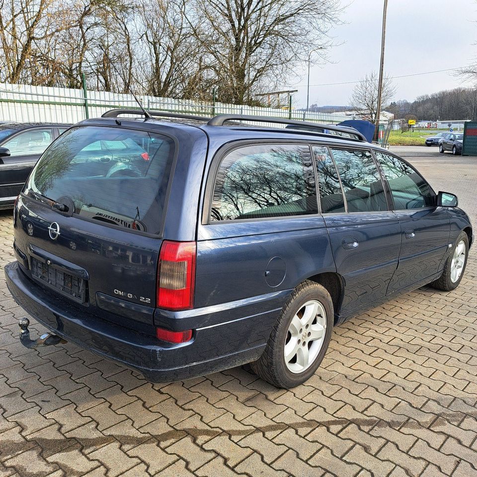 Opel Omega B 2,2 Z22XE G-M79 Lack-36U Schlachtfest  Nr:(4271) in Rennerod