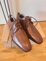 Clarks Herren 41 Anzugschuhe Schnurrschuhe oxfordschuhe braun München - Bogenhausen Vorschau