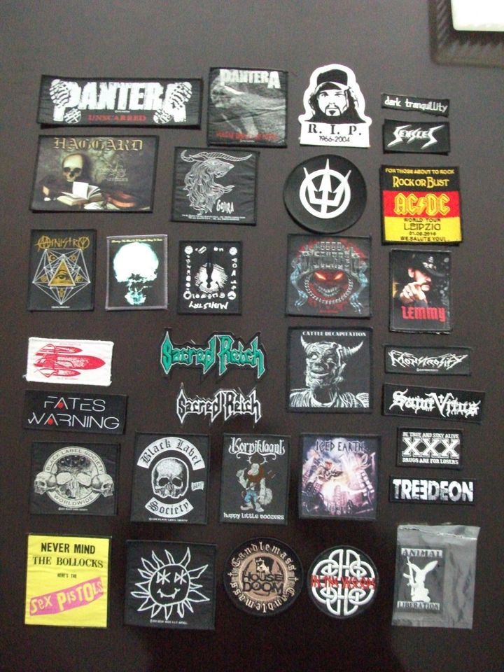 über 30 Patches Kutte Metal Punk in Berlin