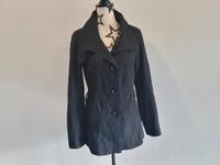 Jacke von Only schwarz Gr. XS kurzer Mantel Hessen - Wehretal Vorschau