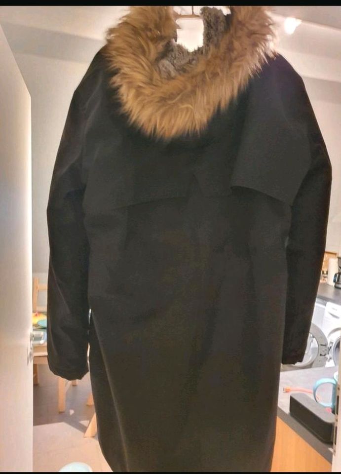 Umstandsmantel Tragejacke. Mantel / Parka Winter Seraphine in Darmstadt