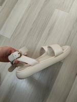 Neuwertige Sandalen 39 Creme beige Bayern - Bindlach Vorschau