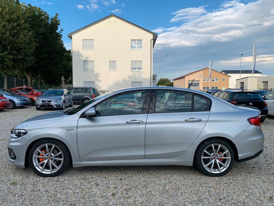 Fiat Tipo Easy Klima Navi Euro6 PDC Tüv: Neu in Altdorf