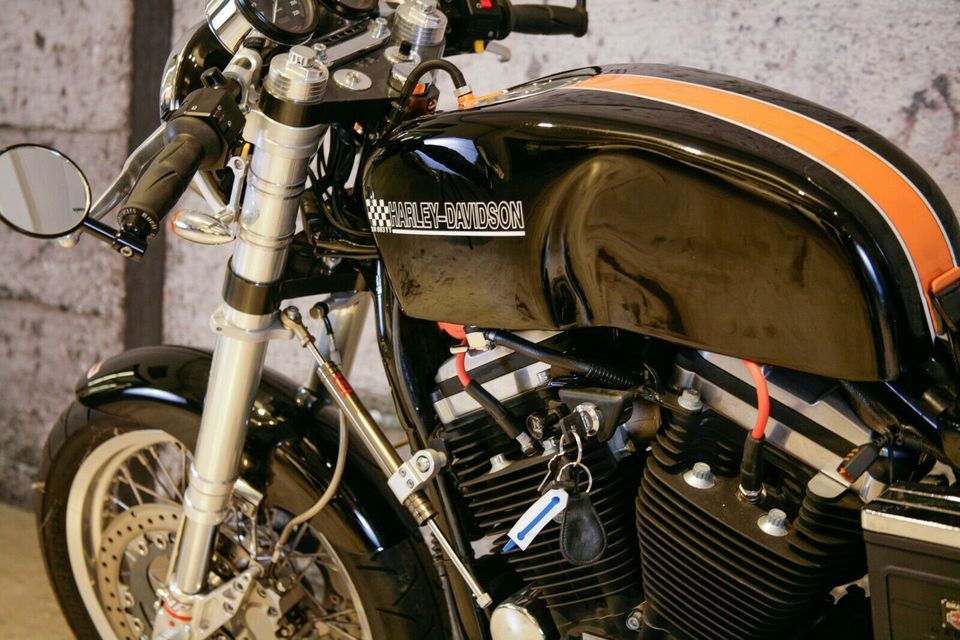 Harley-Davidson Sportster XL 1200R Storz Cafe Racer Umbau in Bielefeld