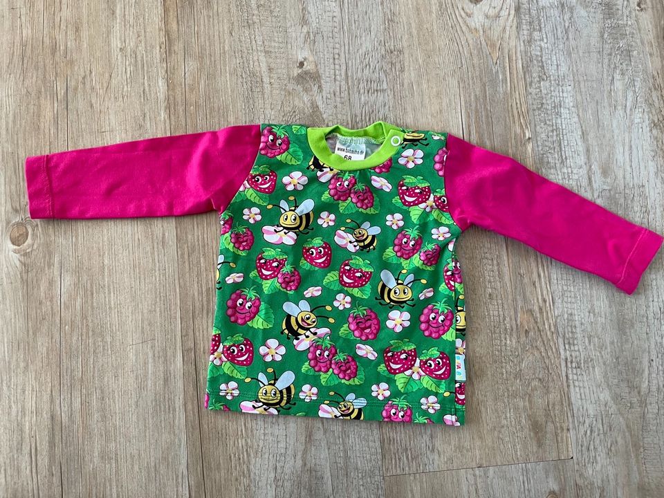 Babauba Langarmshirt Gr. 68 strawberries bees in Verl