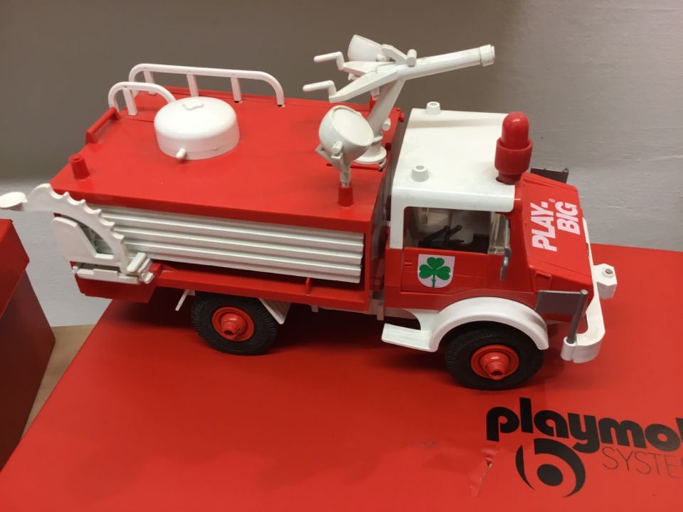 Playmobil Playbig Feuerwehr Haus Figuren Konvolut in Gütersloh