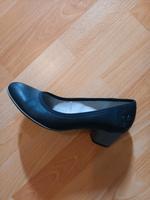 Schwarze Lederschuhe von S.Oliver mit kleinem Blockabsatz Niedersachsen - Papenburg Vorschau