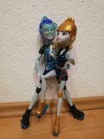 MonsterHigh LagoonaBlue and Gil Weber Rollschuhe Liebe, Puppen Baden-Württemberg - Böblingen Vorschau