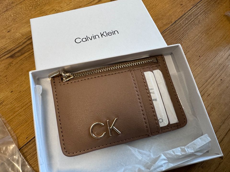 CK Calvin Klein kartenetui Geldbeutel Portemonnaie neu in Erlabrunn