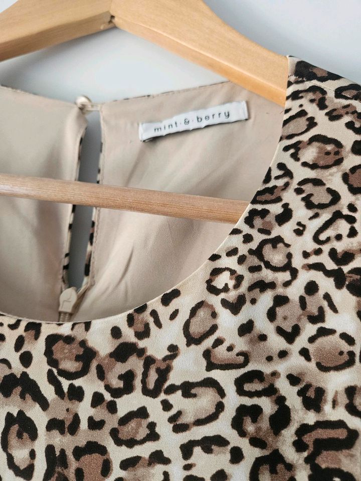 Kleid leopard Animalprint gr 40 langarm in Hamburg