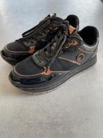 Sneaker schwarz/Gold Gr. 39 von Tamaris Brandenburg - Lauchhammer Vorschau