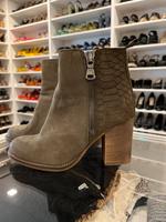 * Stiefelette von COX, Gr. 36, Farbe oliv, Wildleder* Schleswig-Holstein - Stapelfeld Vorschau