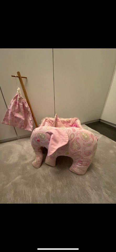 Ostern Bollerwagen Puppenwagen Hase Elefant Kissen in Dinslaken