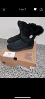 UGGs Bailey Buttom Svarowski Stein Niedersachsen - Vechta Vorschau