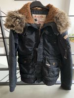 Khujo Winterjacke M super Zustand! Bayern - Ochsenfurt Vorschau