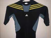 Adidas Techfit T-Shirt Gr.S Niedersachsen - Uelzen Vorschau