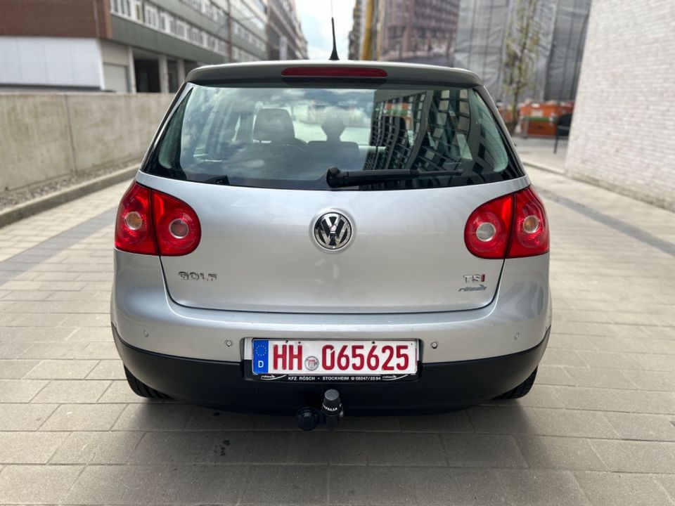 Volkswagen Golf 1.4 TSI DSG United*Navi*PDC*AHK*Klima* in Hamburg