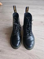 Dr.Martens Gr 40 zu verkaufen Marburg - Wehrda Vorschau