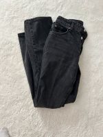 Jeans schwarz Niedersachsen - Holzminden Vorschau