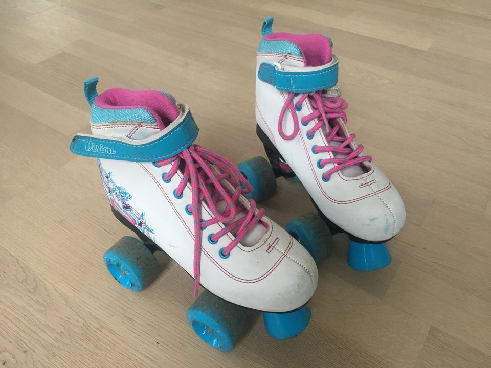 Rollschuhe SFR Vision Gr. 34 UK 2 sehr gut erhalten Quad Skate in Dresden