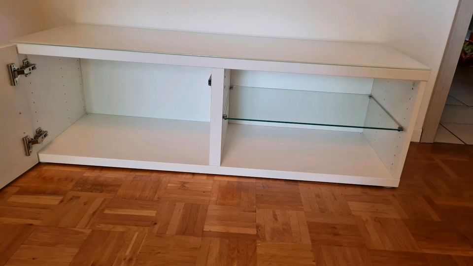 Ikea BESTA Regal +Glasdeckplatte +SELSVIKEN Tür 120x40x38 in Wiesbaden