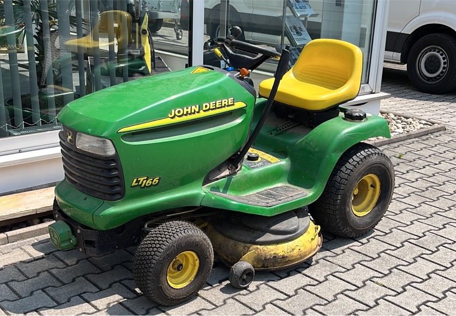 Suche Rasentraktor Honda MTD Gutbrod John Deere in Thüringen Ranis