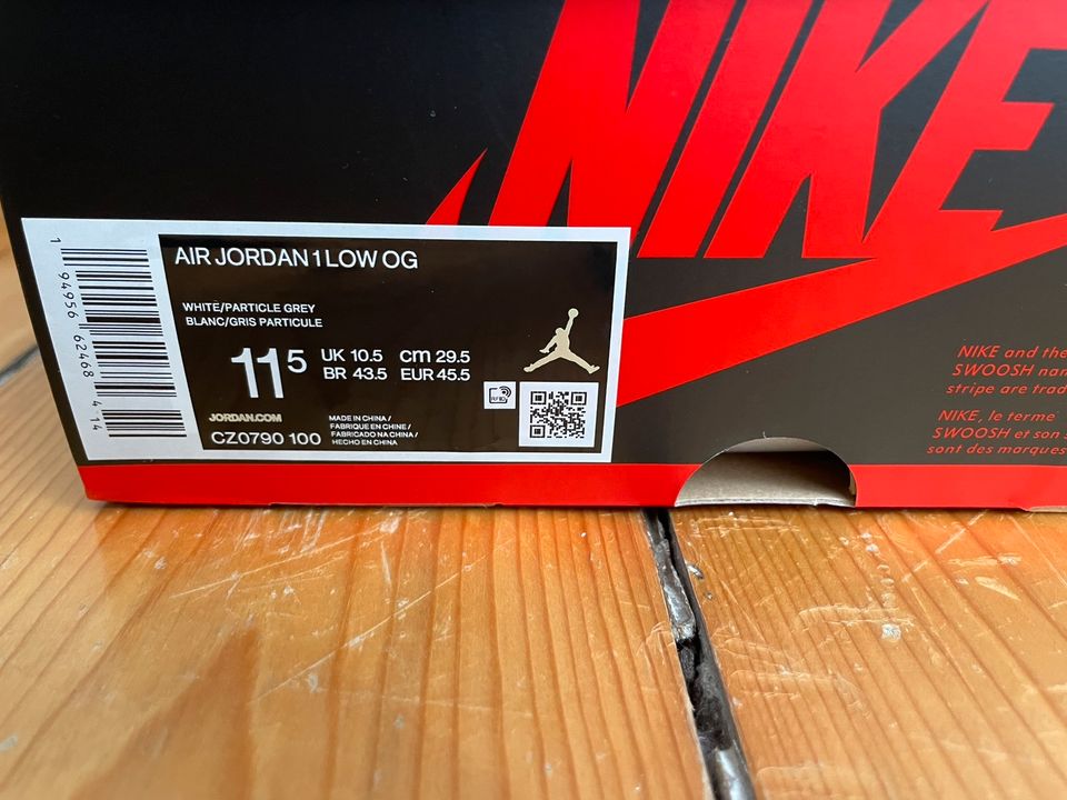 Jordan 1 Low OG neutral grey EU45,5 in Worms