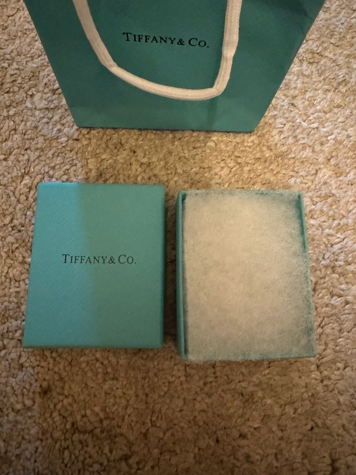 Tiffany & Co Tüten Set in Hannover