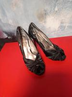 High Heels von. Buffalo, schwarz mit Pailletten 40 Bayern - Würzburg Vorschau