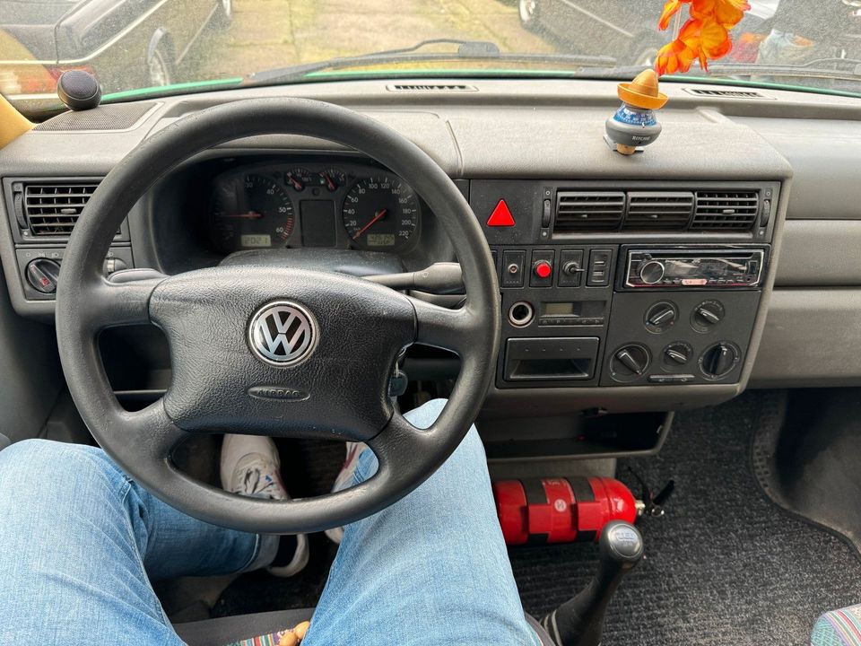 Volkswagen T4 Caravelle 2.5 Kat GL*Klima*TUV 07/25*Camper* in Hamburg