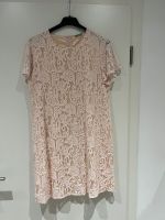 United colors of benetton Spitzen Kleid - zart Rosé in 42 Kr. München - Ottobrunn Vorschau