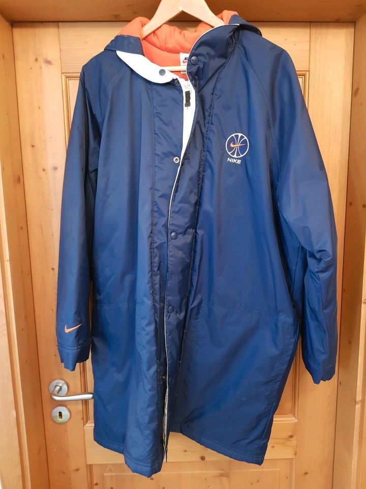 Jacke Mantel Nike blau Size M fällt Größer aus L/XL in Ingolstadt