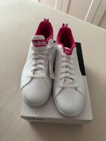 Damen Schuhe von Adidas Größe.43 weiß rosa neu Nordrhein-Westfalen - Mönchengladbach Vorschau