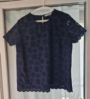 blaue Bluse mit Lochstickerei von Tchibo Frankfurt am Main - Sachsenhausen Vorschau