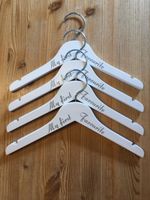 4 Kinderkleiderbügel „My First Favourite“ Holz weiß neuwertig Thüringen - Zeulenroda Vorschau