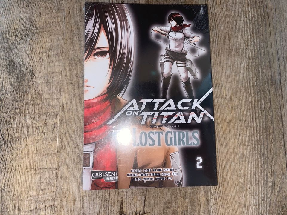 Attack on Titan Lost Girls Manga komplette Reihe (Band 1-2) in Berlin