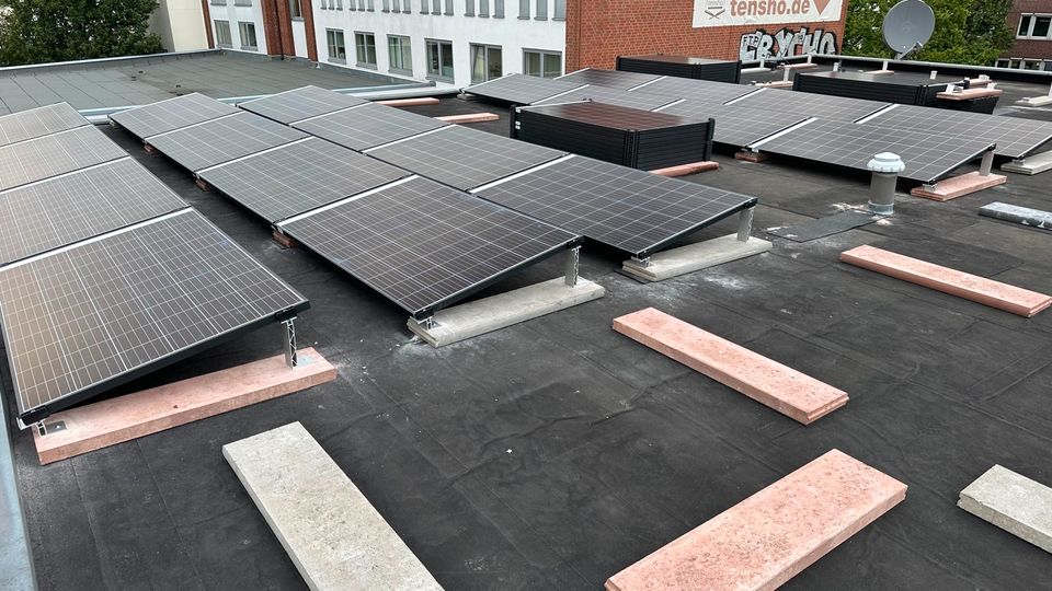 31 x Solara Xxcellent 330m60smart Photovoltaik Panels Solarmodule in Hamburg