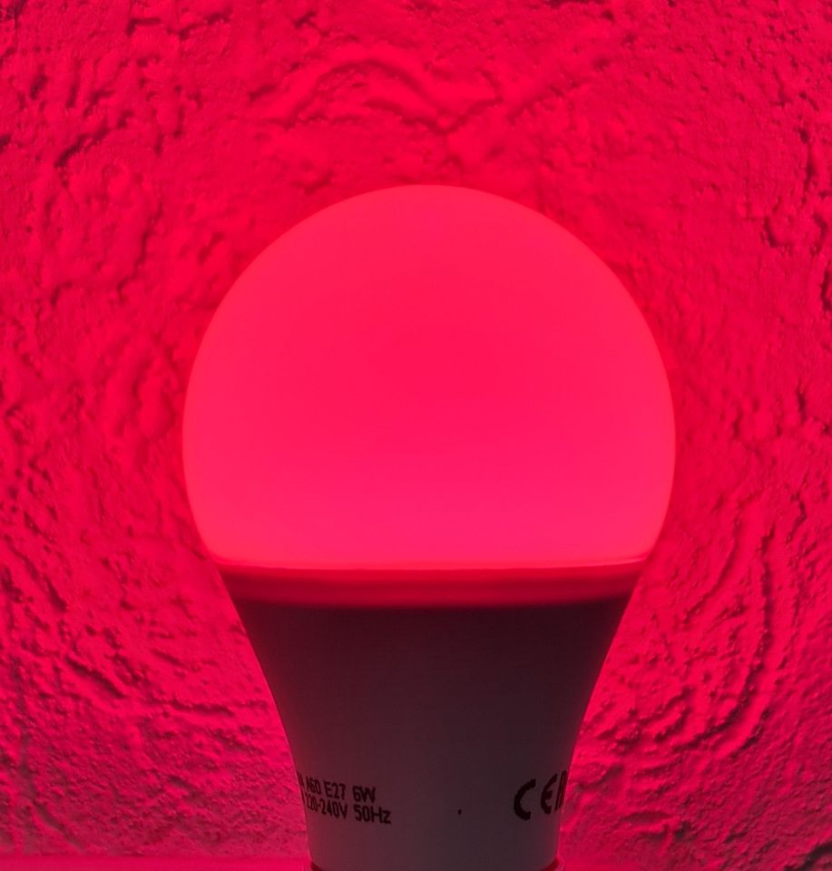 LED Farbwechsel Lampe Birne Stimmungslicht Licht Glühbirne E27 in Grafing bei München