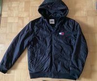 Tommy Jeans Blouson / Jacke  Gr. L Sachsen-Anhalt - Schkopau Vorschau