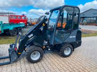 TOYO 826 III Hoflader Hoftrac Kabine mit Werkzeugpaket Niedersachsen - Wiesmoor Vorschau