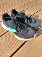 Turnschuhe Nike Gr 41 Nordrhein-Westfalen - Lemgo Vorschau