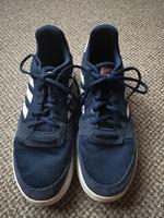 Adidas Turnschuhe Sportschuhe Gr44 2/3 Dresden - Blasewitz Vorschau