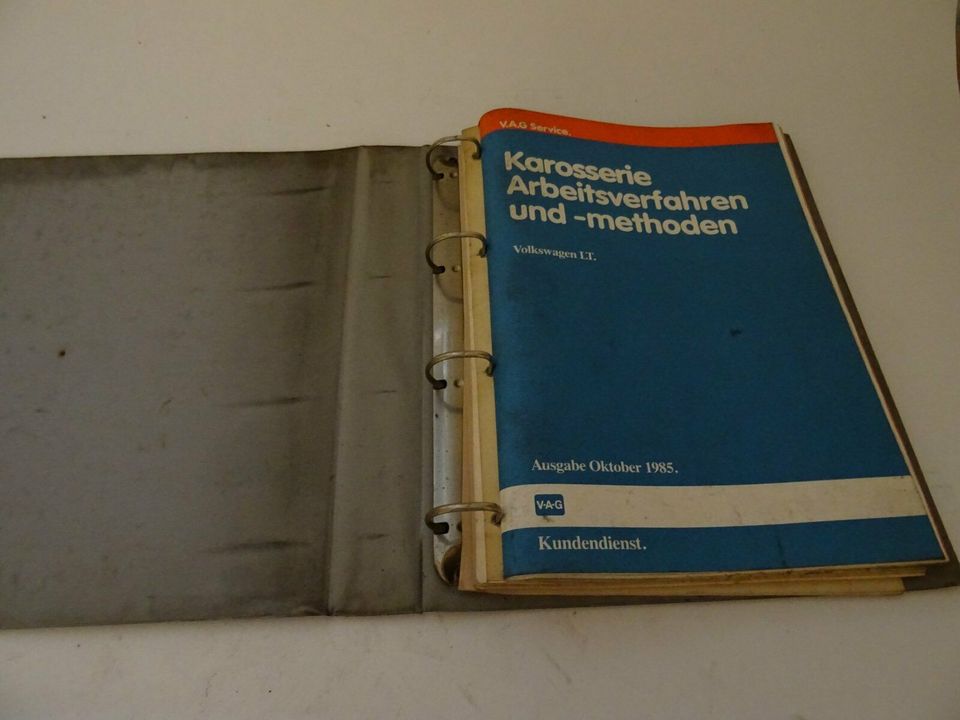 VW LT Reparaturleitfaden Karosserie Original VW Werkstattbuch in Waldbrunn