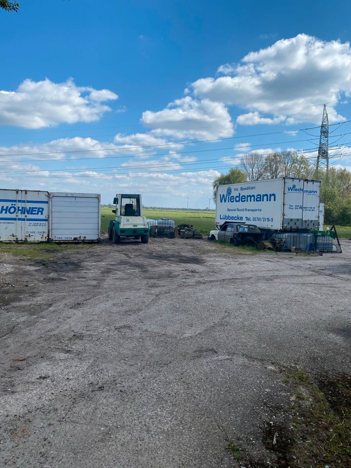 Wechselbrücke BDF Koffer Container Lager  LKW in Westoverledingen