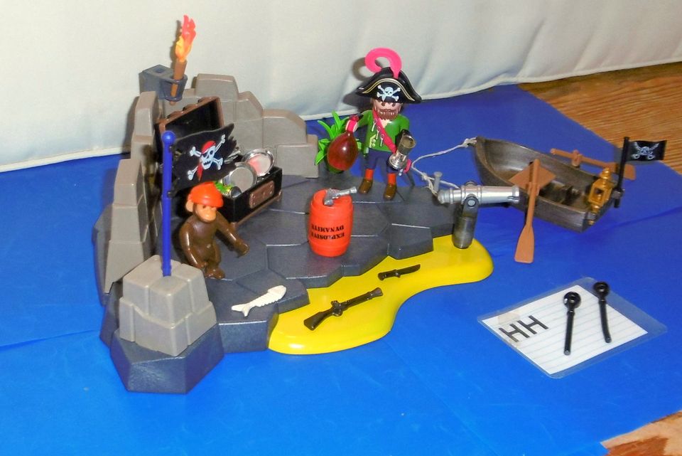 Playmobil Piraten Set: Pirateninsel+ Boot+ Kanone+ Zubehör (HH) in Blankenheim