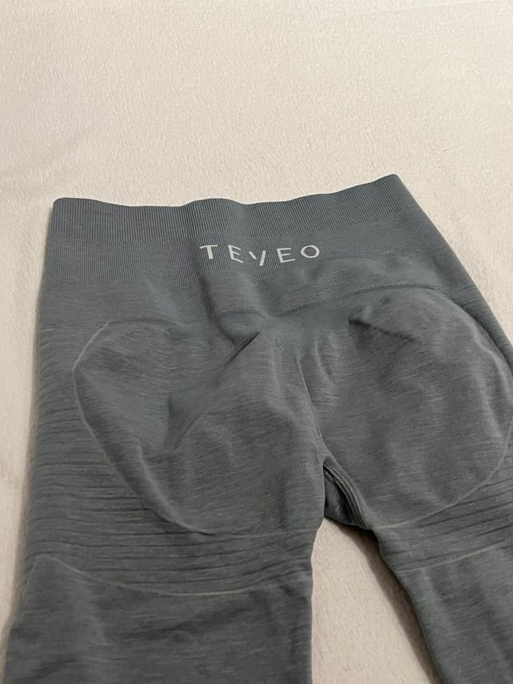 TEVEO True Leggings Stahlblau in Bayern - Wendelstein