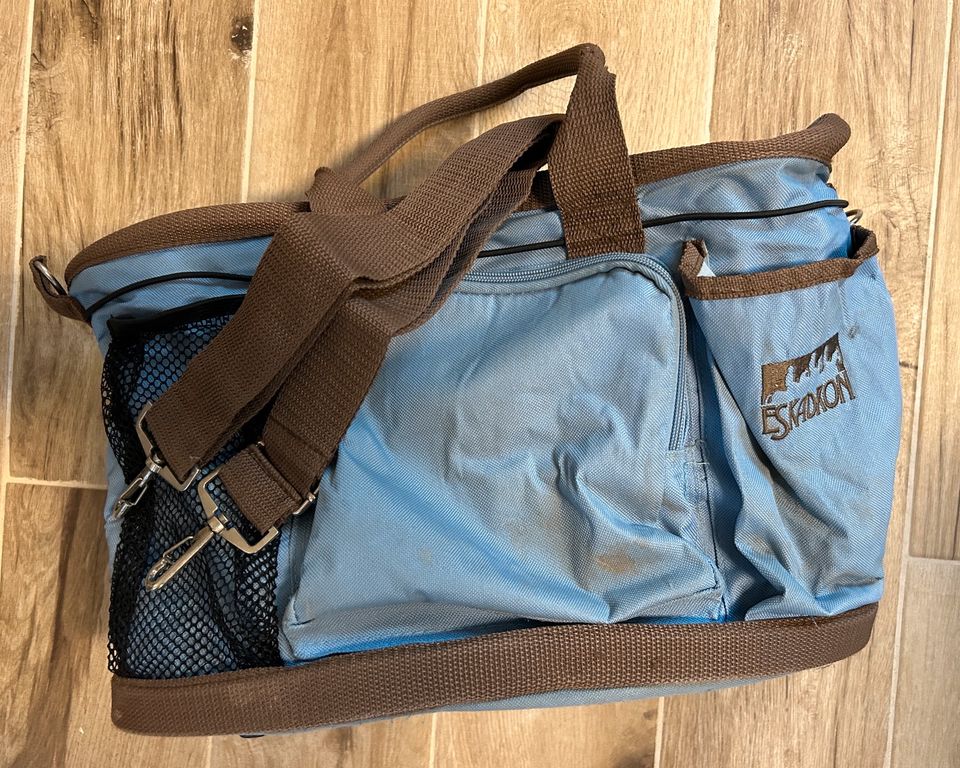 Eskadron Putztasche aqua-brown in Nidderau